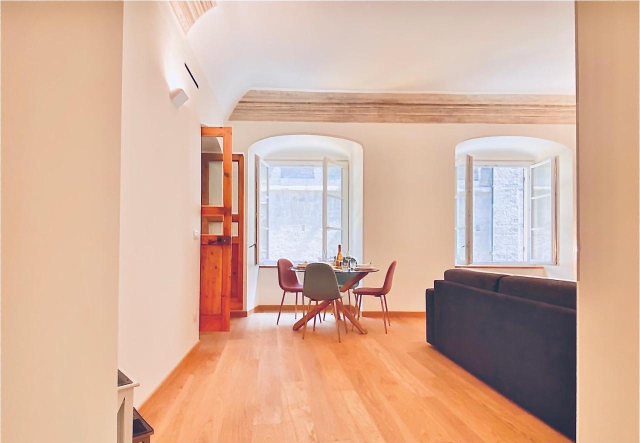 Amazing San Lorenzo 19, Rolli Palace Unesco - Stunning View Overlooking The Cathedral - Free Private Parking- Gênes Extérieur photo
