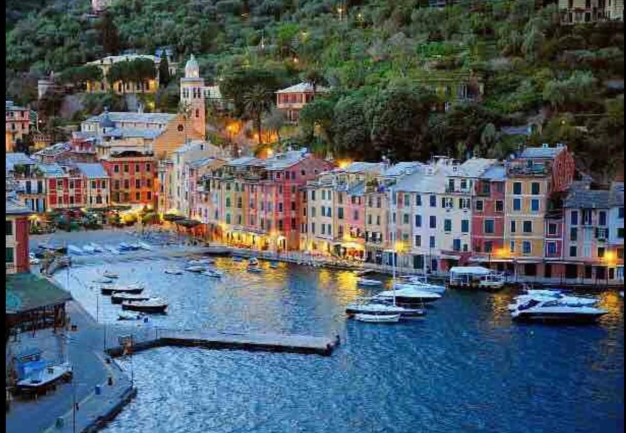 Amazing San Lorenzo 19, Rolli Palace Unesco - Stunning View Overlooking The Cathedral - Free Private Parking- Gênes Extérieur photo